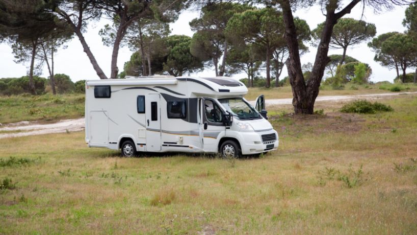 Pros and Cons of Rent to Own RVs