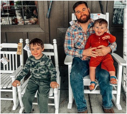 Family-Friendly Atmosphere at Cracker Barrel