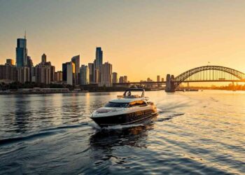 Experience Brisbane Luxury Boat Hire with Baroness Classic Charters