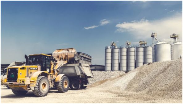 Safety Considerations in Heavy Haulage